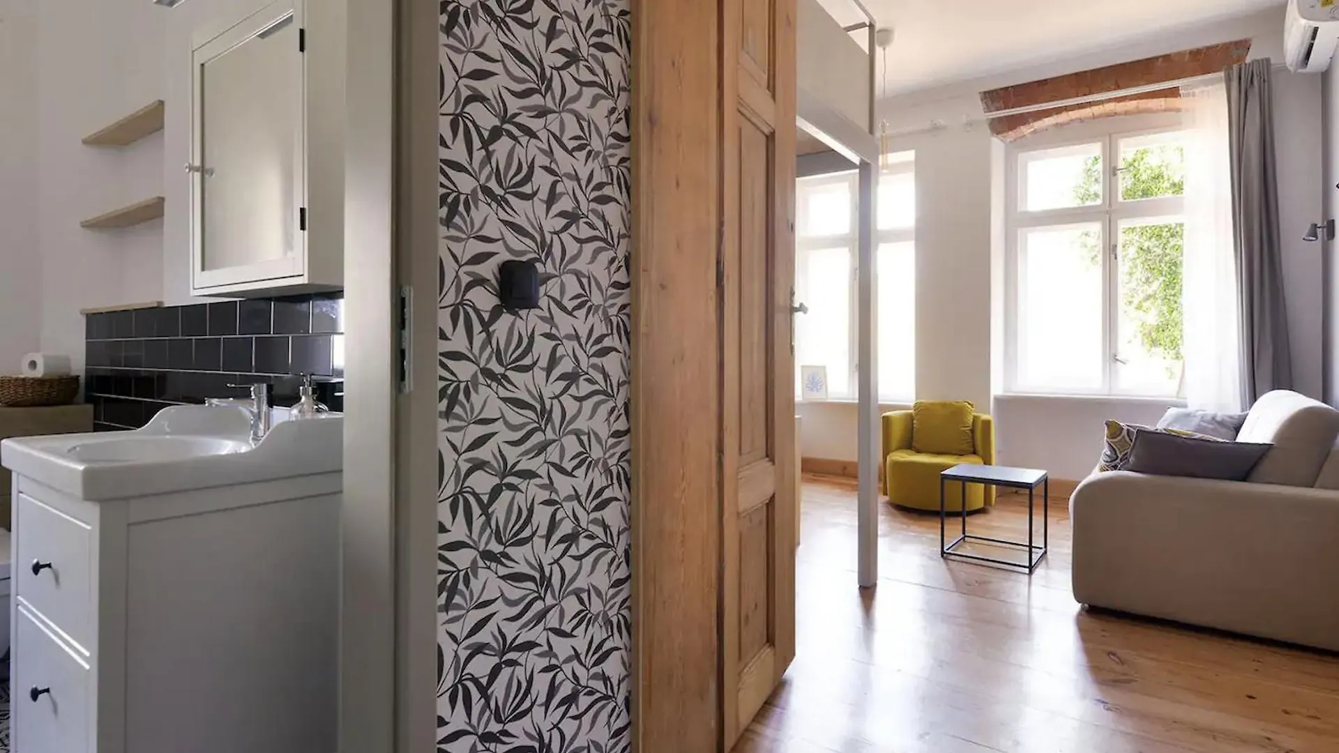Comfort & Modern Apartment Studio By Market Square With Ac As Home S4 ヴロツワフ 0*,  ポーランド